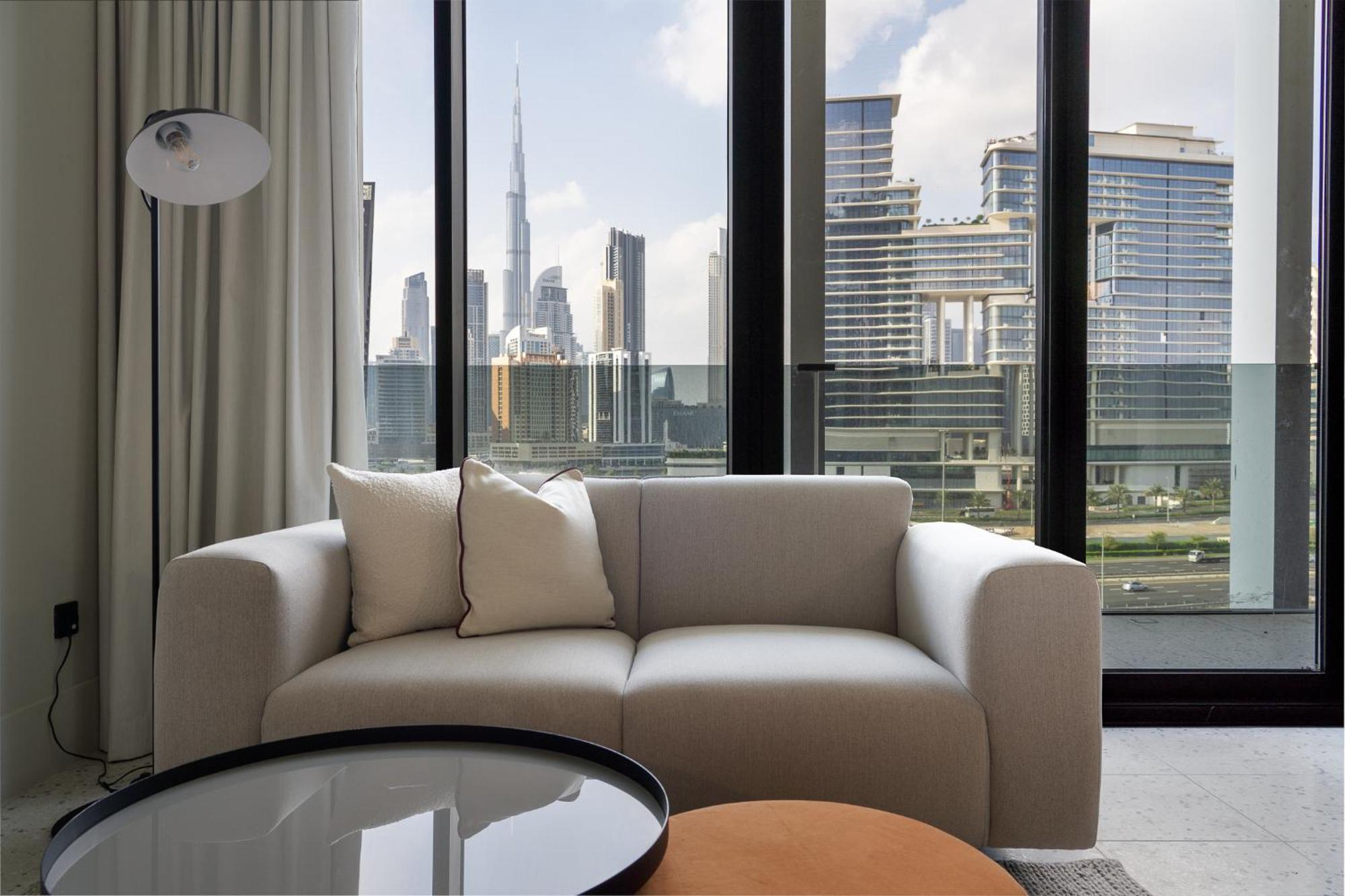 Alh Vacay - With Coworking Hub In Upside Living Apartment